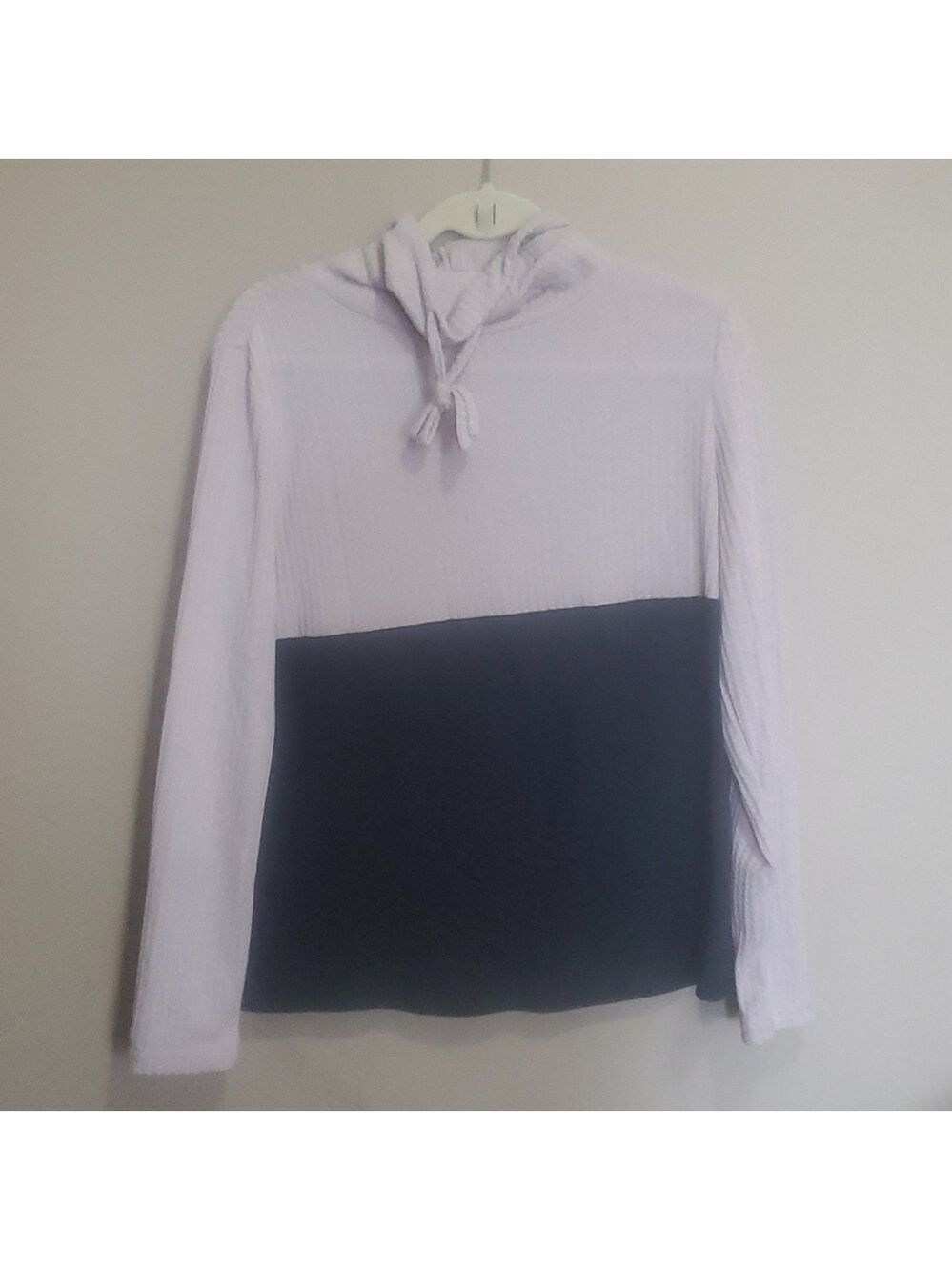 Emery rose sweater size large